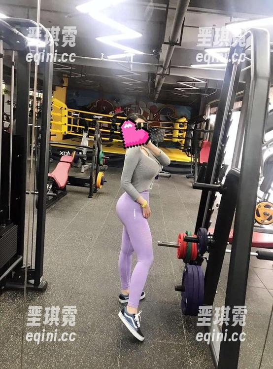 微密圈 - 微信朋友圈的风格又更新了,感谢紫色哒豚豚的美图灵感 微密圈 - 微信朋友圈的风格又更新了,感谢紫色哒豚豚的美图灵感