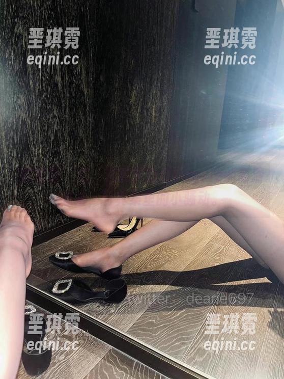微密圈 - 看,这就是脸红Dearie的高清怼拍,写真集里的小骚动。 微密圈 - 看,这就是脸红Dearie的高清怼拍,写真集里的小骚动。