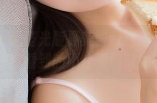 菠萝社 – 无圣光版夏美酱豹纹：原图有多真实？我看到的不止是胸前的花纹…