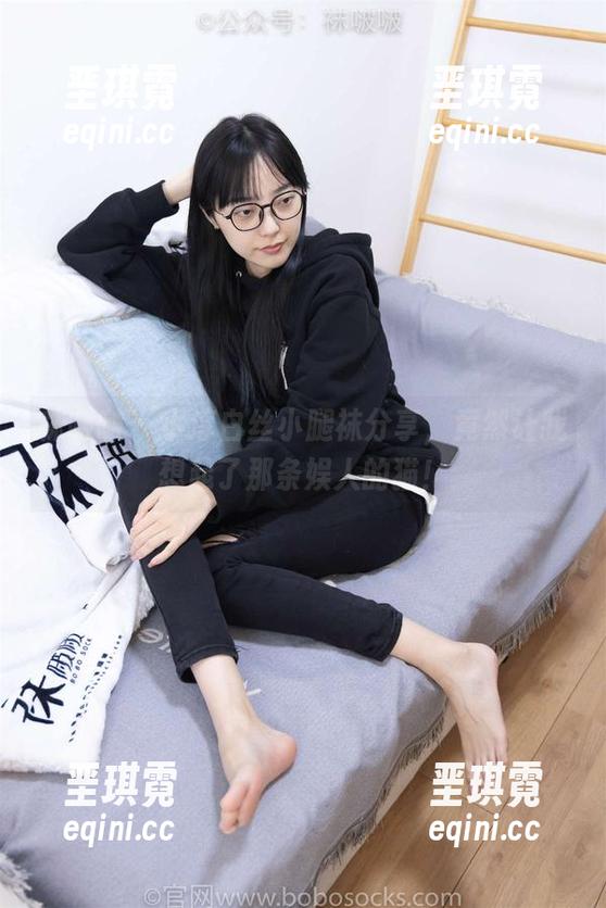 袜啵啵 - 小淳白丝小腿袜分享,竟然让我想起了那条娱人的猫! 袜啵啵 - 小淳白丝小腿袜分享,竟然让我想起了那条娱人的猫!