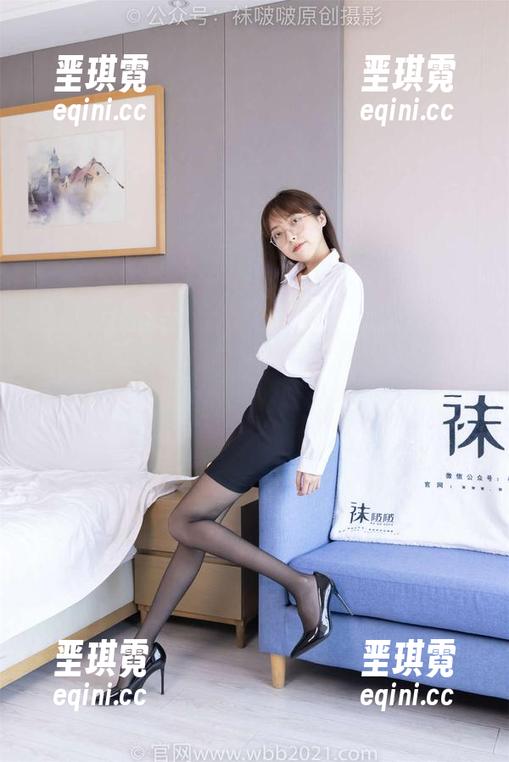 袜啵啵 - 裸足花絮，泡芙的图片到底有什么不可描述的吸引力？