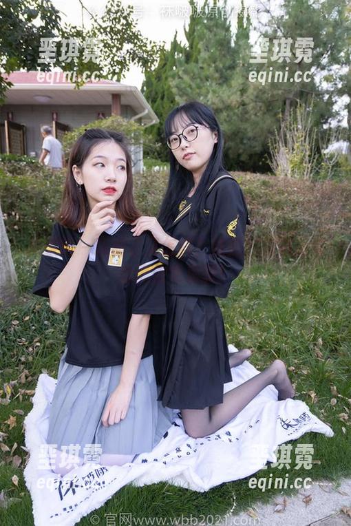 袜啵啵 - 踩脏了又怎样？熊熊的棉袜高清套图依然美丽！