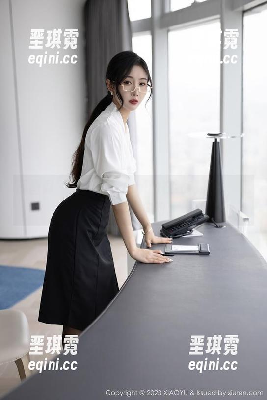 语画界 - 王馨瑶yanni的在线制服秀,免打扰模式启动。 语画界 - 王馨瑶yanni的在线制服秀,免打扰模式启动。