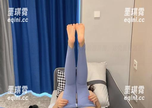 微密圈 - 免费获取迷人的五姨太的校服原图，这究竟是怎么一回事？