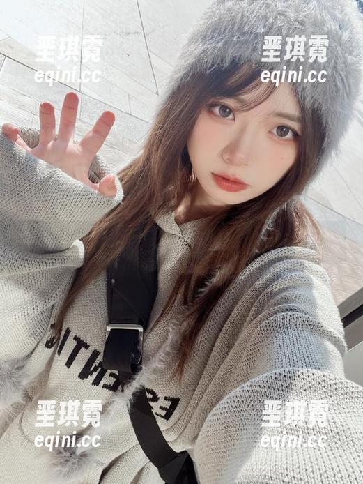闪月半的护士套图,有点奇怪但挺好看? 闪月半的护士套图,有点奇怪但挺好看?