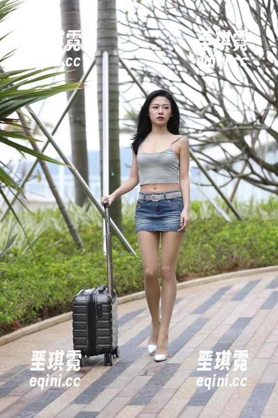 魔镜街拍美图，难以抗拒的连衣裙OL美女合集，注意别掉了下巴