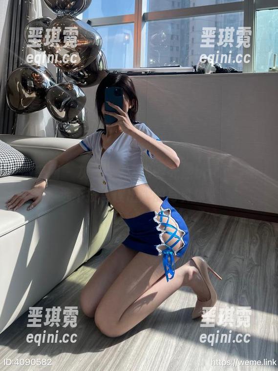 微密圈 - 灰色后妈裙&黎允熙baby，精选不按常理出牌的写真体验